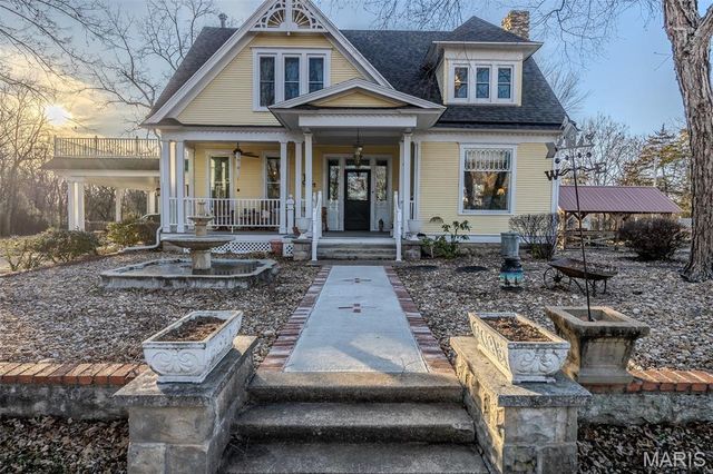 2001a Beck Lane, Lebanon, MO 65536