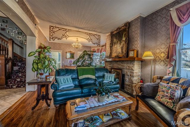 2001a Beck Lane, Lebanon, MO 65536