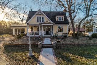 2001a Beck Lane, Lebanon, MO 65536