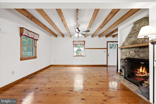 516 DEER CREEK RD, Winchester, VA 22602