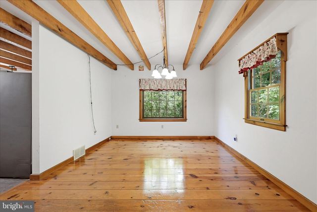 516 DEER CREEK RD, Winchester, VA 22602