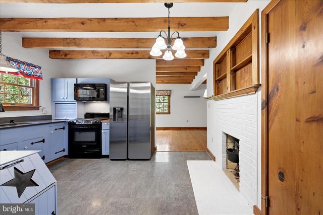 516 DEER CREEK RD, Winchester, VA 22602