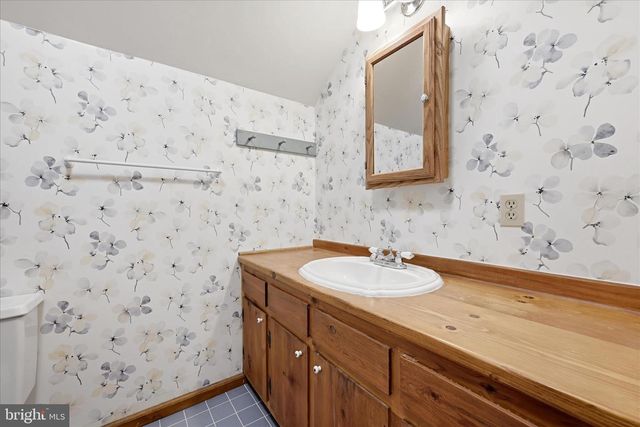516 DEER CREEK RD, Winchester, VA 22602
