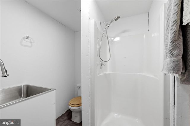 516 DEER CREEK RD, Winchester, VA 22602