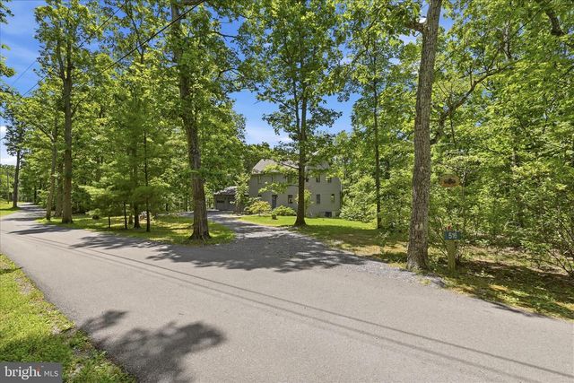 516 DEER CREEK RD, Winchester, VA 22602