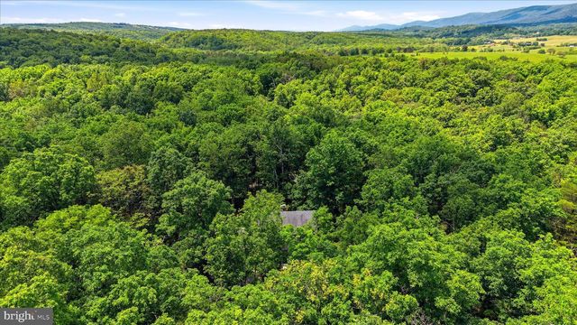516 DEER CREEK RD, Winchester, VA 22602