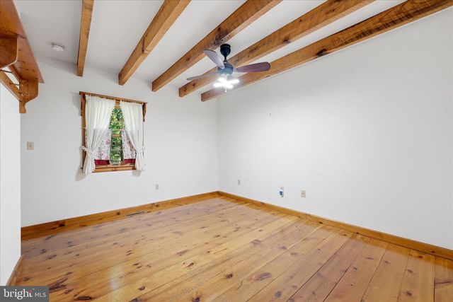 516 DEER CREEK RD, Winchester, VA 22602