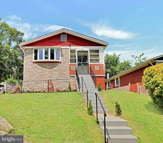 500 47TH PL NE, Washington, DC 20019