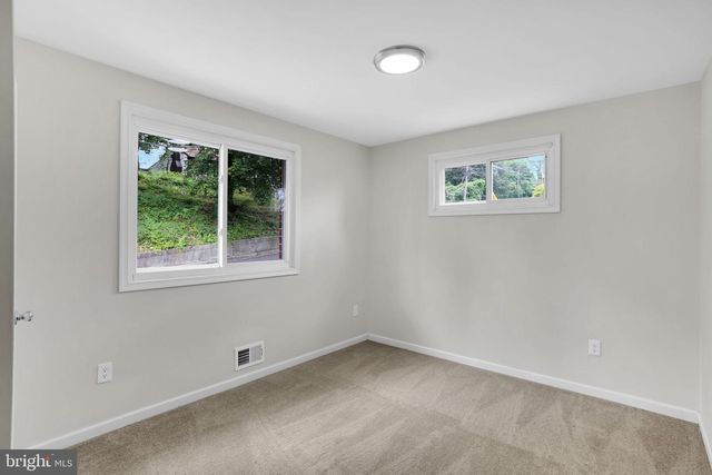 500 47TH PL NE, Washington, DC 20019