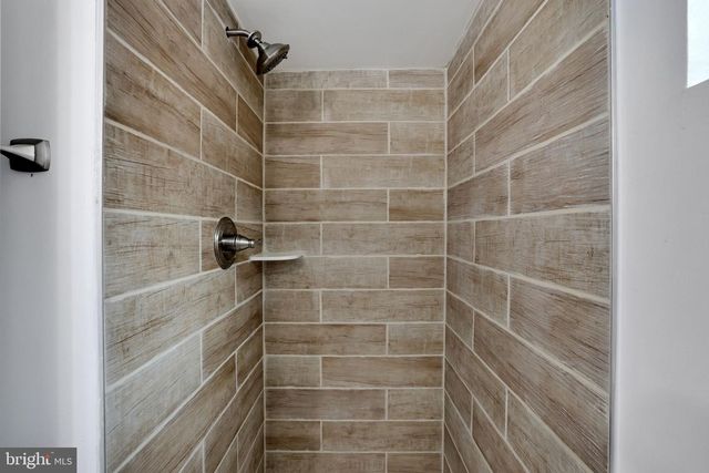 500 47TH PL NE, Washington, DC 20019