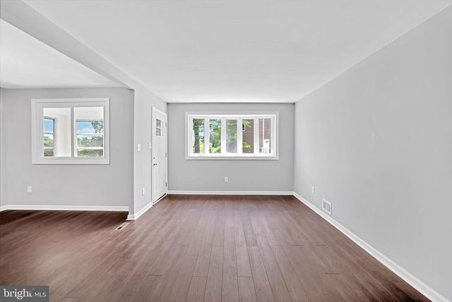 500 47TH PL NE, Washington, DC 20019