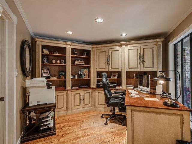 1902 Pin Oak Circle, Norman, OK 73072
