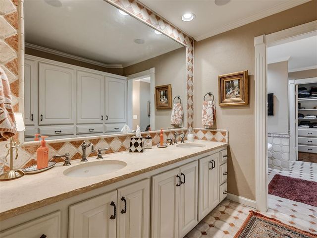 1902 Pin Oak Circle, Norman, OK 73072