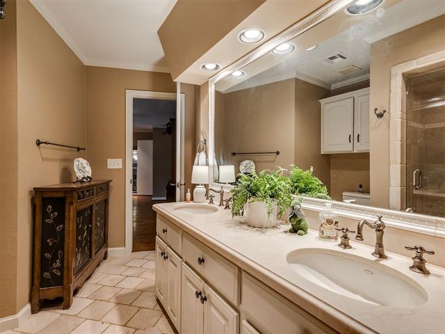 1902 Pin Oak Circle, Norman, OK 73072