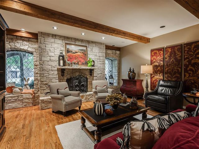 1902 Pin Oak Circle, Norman, OK 73072