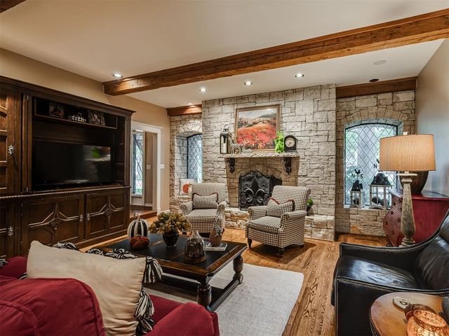1902 Pin Oak Circle, Norman, OK 73072
