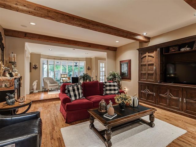 1902 Pin Oak Circle, Norman, OK 73072