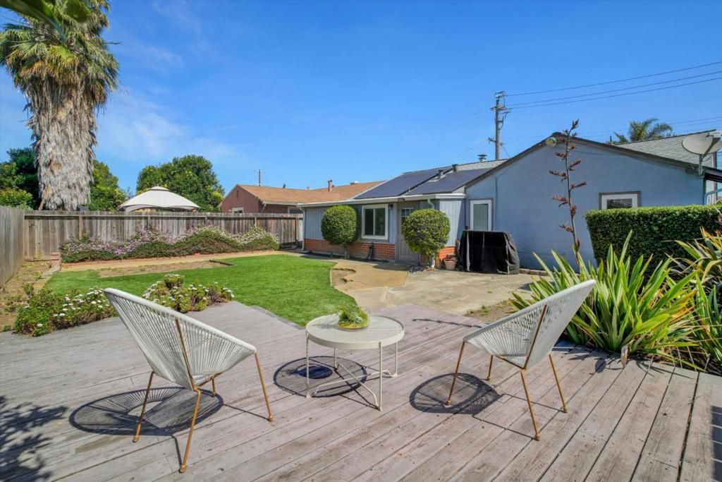 Image 17 of property listing at 24557 Pontiac Street, Hayward, CA 94544