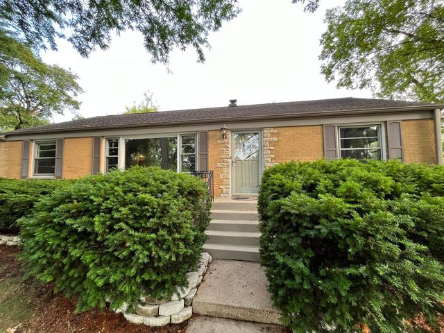 871 High Street, Elgin, IL 60123