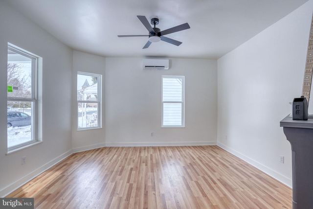 410 WEST ST, Clayton, DE 19938