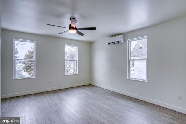 410 WEST ST, Clayton, DE 19938