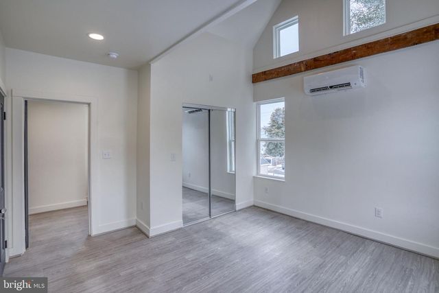 410 WEST ST, Clayton, DE 19938