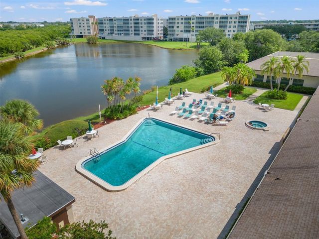 9860 62ND TERRACE N 1048, St Petersburg, FL 33708