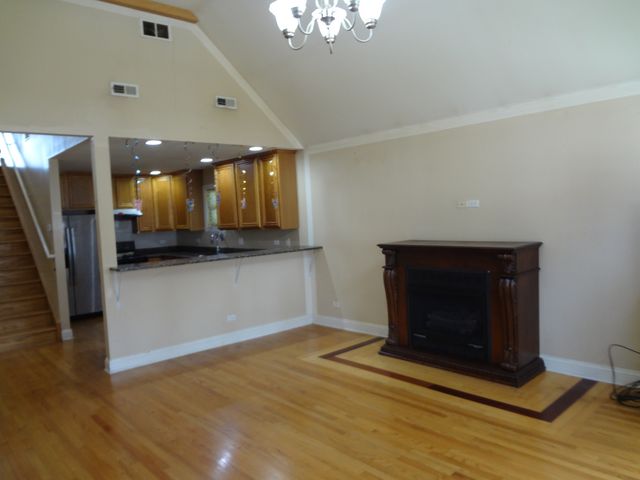 5057 W 32nd Place, Cicero, IL 60804