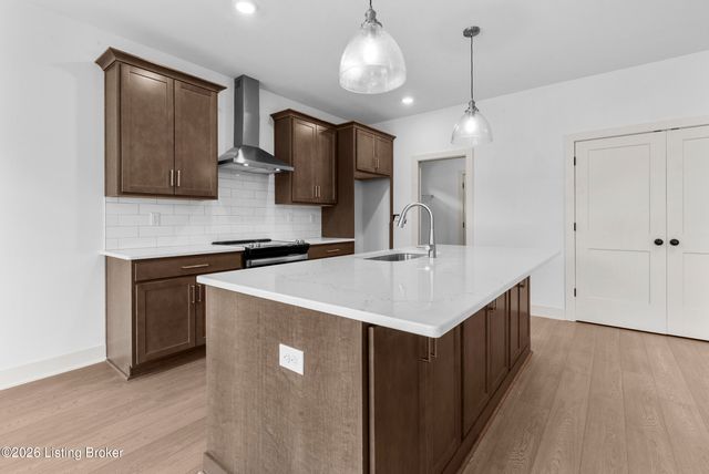4642 Red Tail Ridge, Charlestown, IN 47111