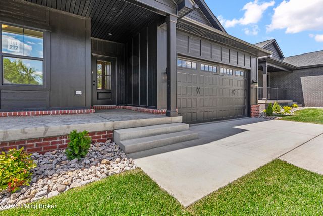 4642 Red Tail Ridge, Charlestown, IN 47111