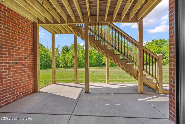 4642 Red Tail Ridge, Charlestown, IN 47111