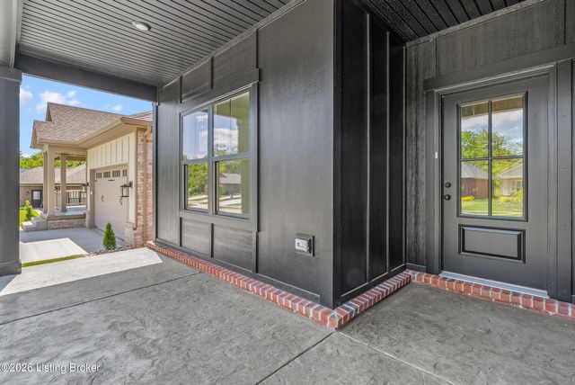 4642 Red Tail Ridge, Charlestown, IN 47111