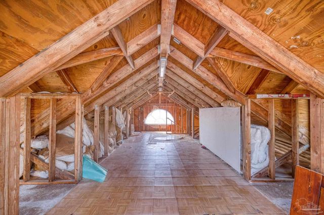 8778 Faye Ct, Navarre, FL 32566