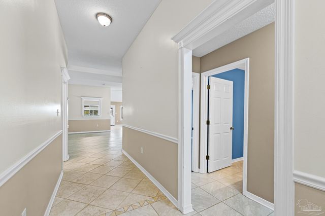 8778 Faye Ct, Navarre, FL 32566