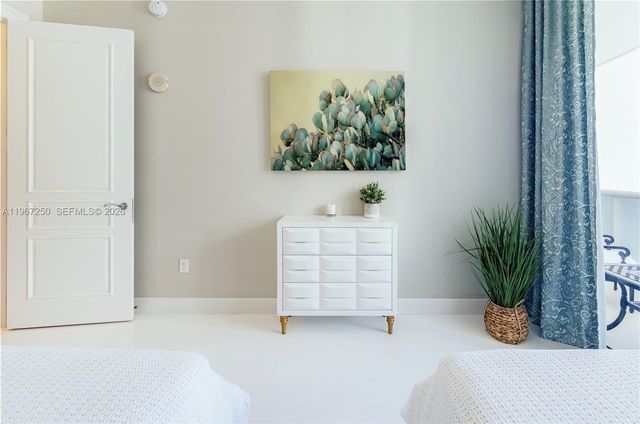 18101 Collins Ave 4802, Sunny Isles Beach, FL 33160