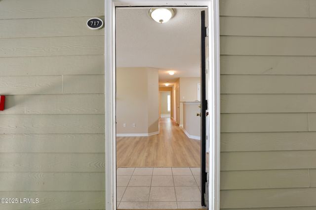 100 Kensington Blvd Apt 717, Bluffton, SC 29910