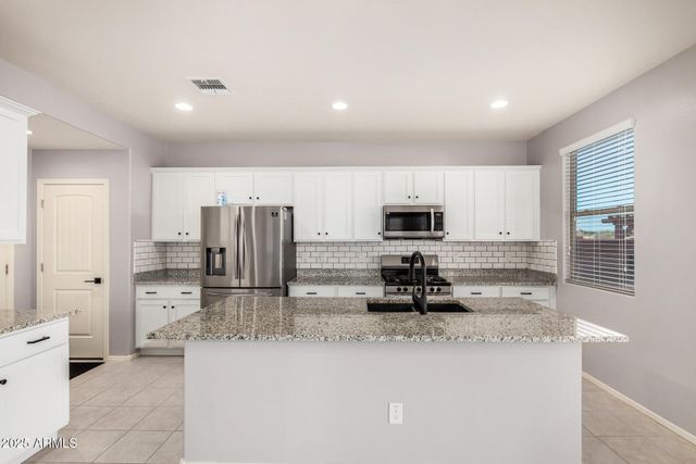 12240 W DESERT SUN Lane, Peoria, AZ 85383