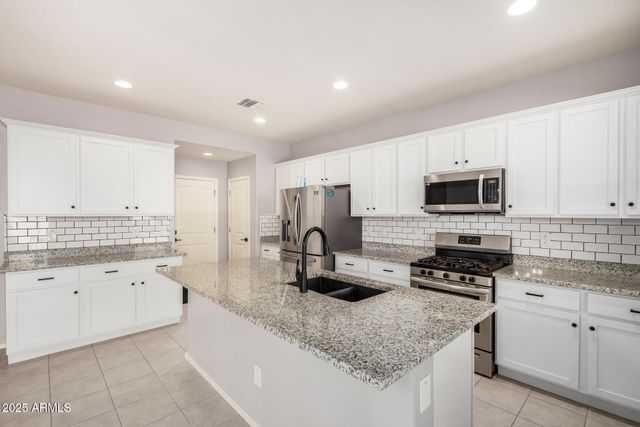 12240 W DESERT SUN Lane, Peoria, AZ 85383