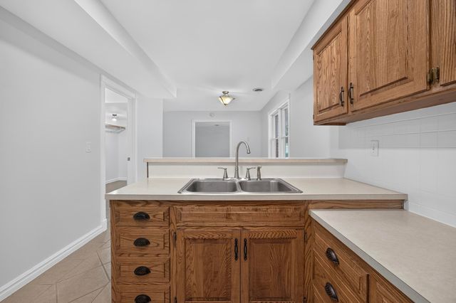 3605 E Delmar Street, Springfield, MO 65809