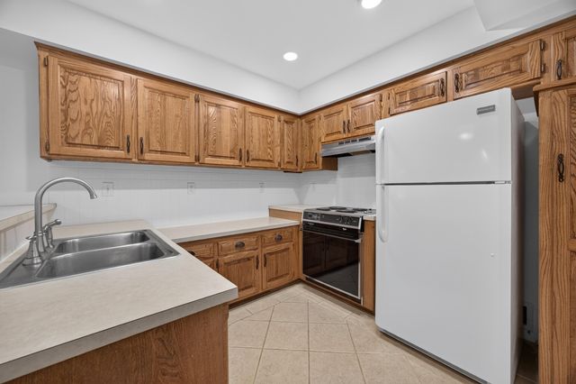 3605 E Delmar Street, Springfield, MO 65809