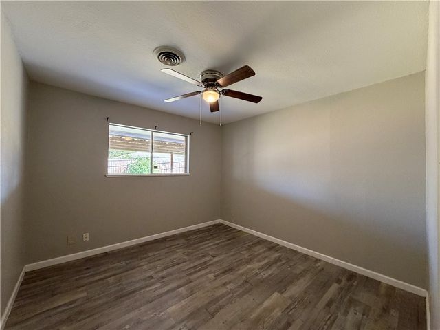 749 Burkshire Dr, Corpus Christi, TX 78412