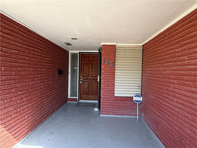 749 Burkshire Dr, Corpus Christi, TX 78412