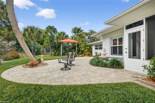 590 Boulder DR, Sanibel, FL 33957