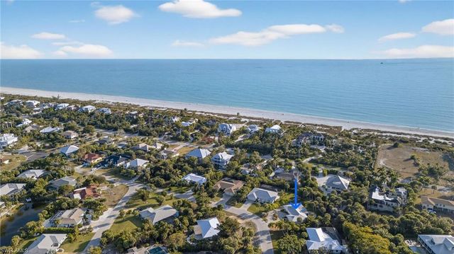 590 Boulder DR, Sanibel, FL 33957