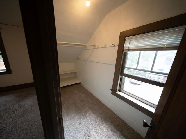 1112 S Barstow Street, Eau Claire, WI 54701