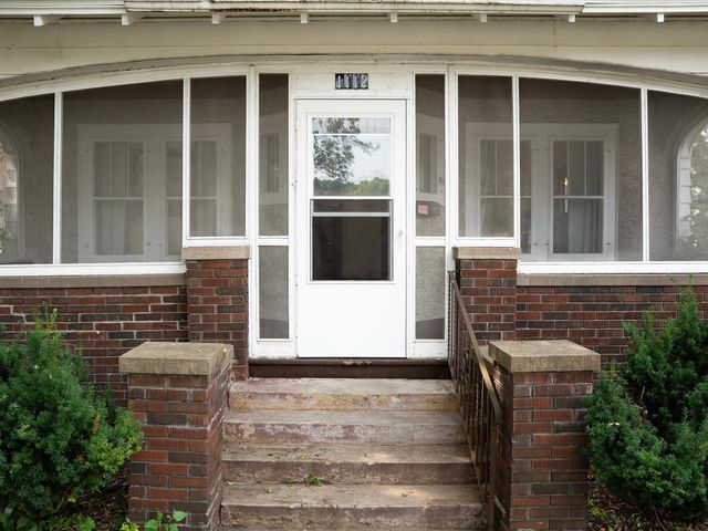 1112 S Barstow Street, Eau Claire, WI 54701