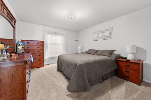 49431 Ferrisburg Court, Shelby Twp, MI 48315