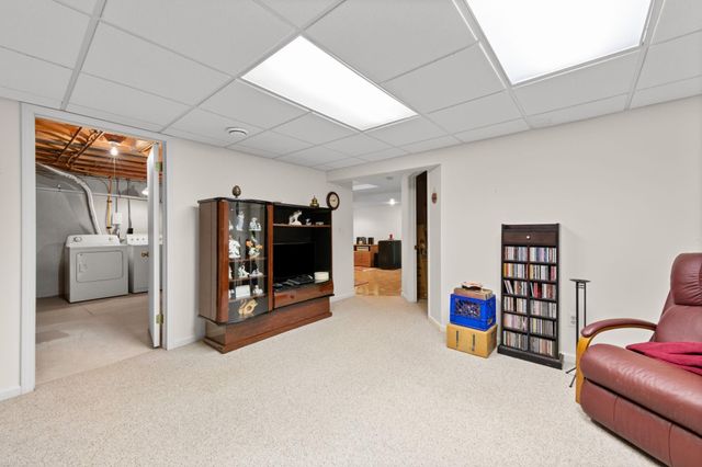 49431 Ferrisburg Court, Shelby Twp, MI 48315