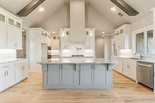 4903 E 174th Street S, Bixby, OK 74008