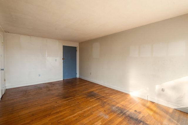 859 Broadway 15, Everett, MA 01906